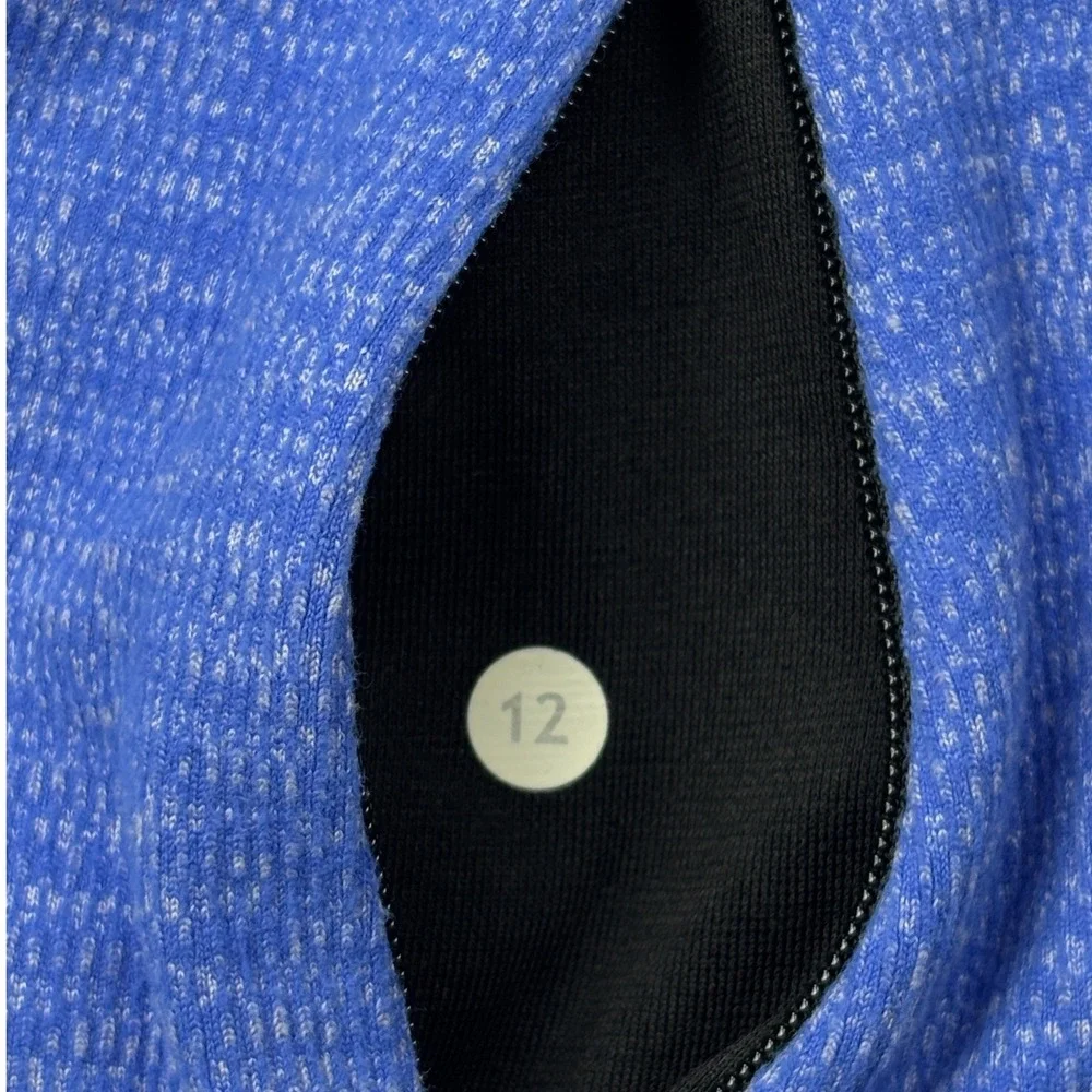 Lululemon Blue Heathered Long Sleeve Athletic Top Thumbholes‎ Size 12